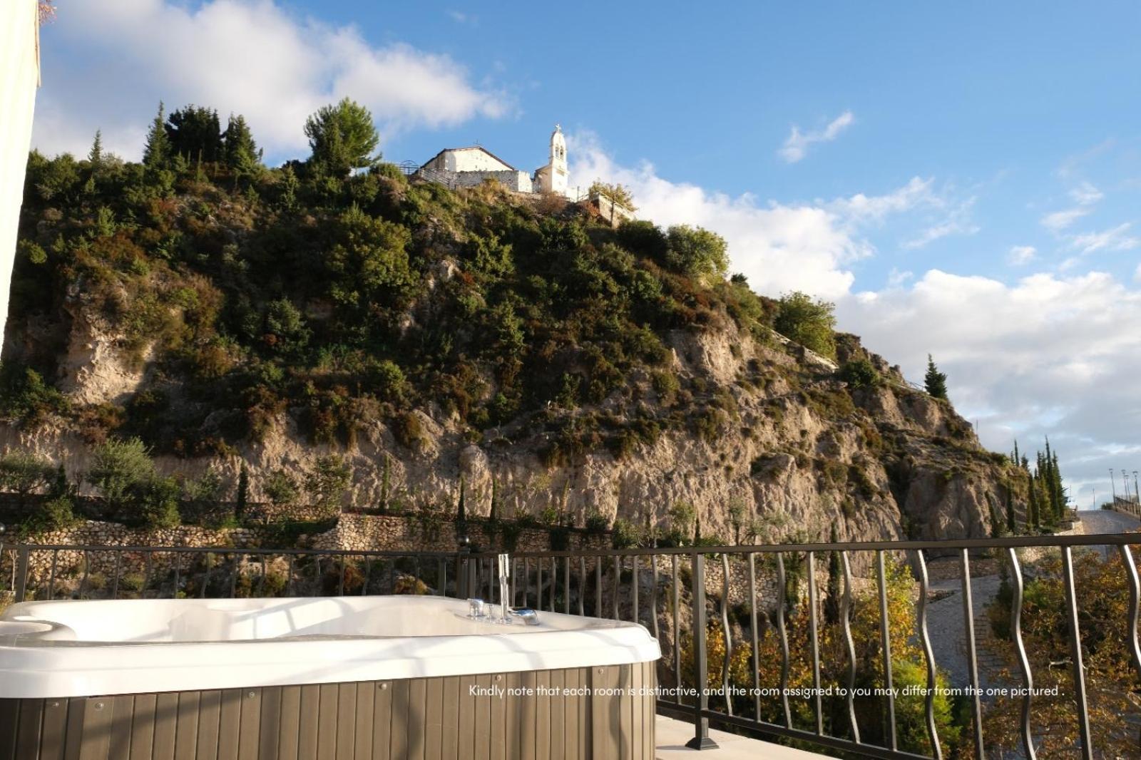 Zoe Hora Hotel Dhërmi Екстериор снимка
